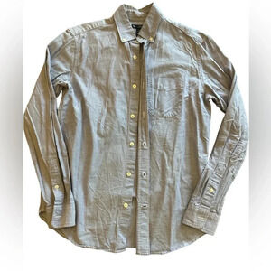 Gap Standard Fit Collared Button Down Dress Shirt